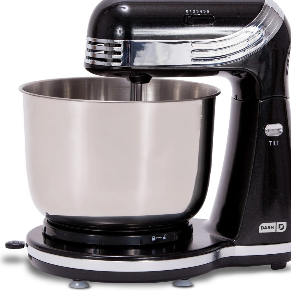 Dash Everyday Light Weight Black Stand Mixer 6 Speeds 3 Qt Bowl 250 Watts NIB - Picture 4 of 7